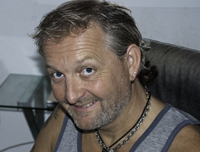 A blog on my life which is dominated by technology, the internet, my wife, my cat, my Harley Davidsons, my photography and living in Spain Chris Marshall – Lifestyle Blog: Harleys, Mac's, Photography, Rants, Reviews, Cats, Family & Expat Life